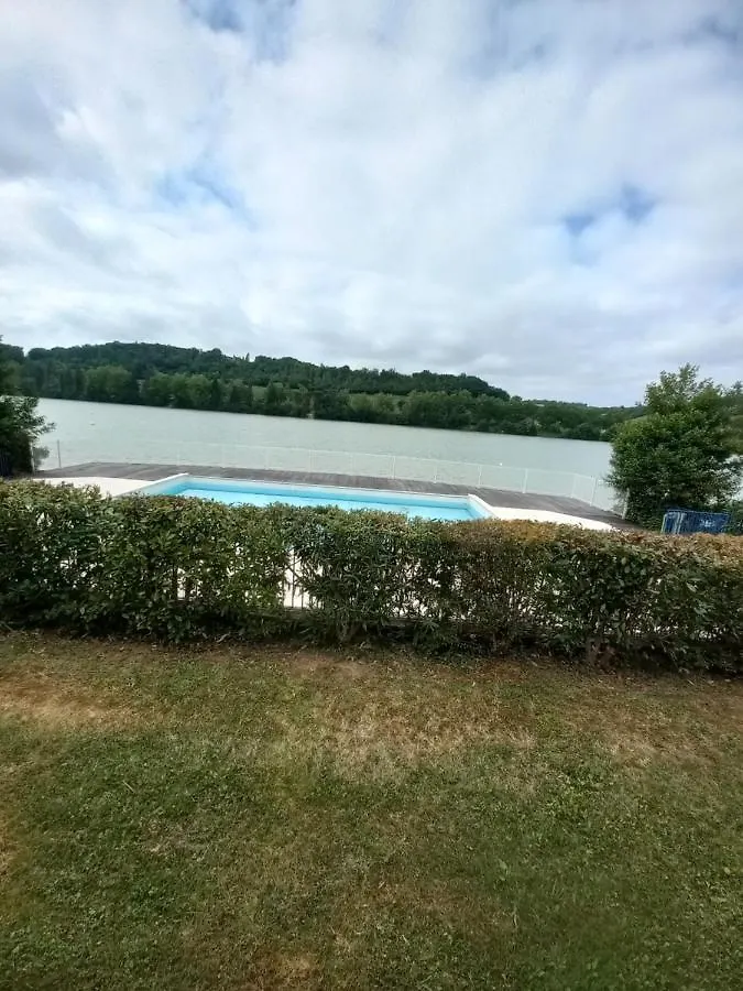Appartement Au Bord Du Lac Marciac France