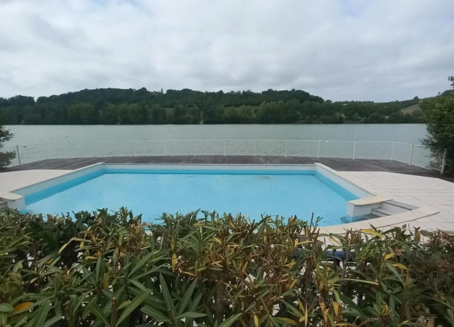 Appartement Au Bord Du Lac Marciac