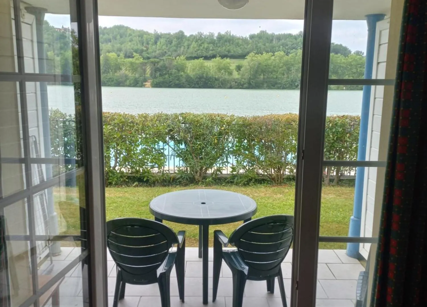 Appartement Au Bord Du Lac Marciac Apartment